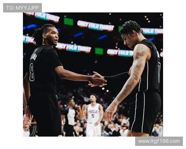 费城76人鏖战布鲁克林篮网上演东部劲旅巅峰对决引爆赛季焦点