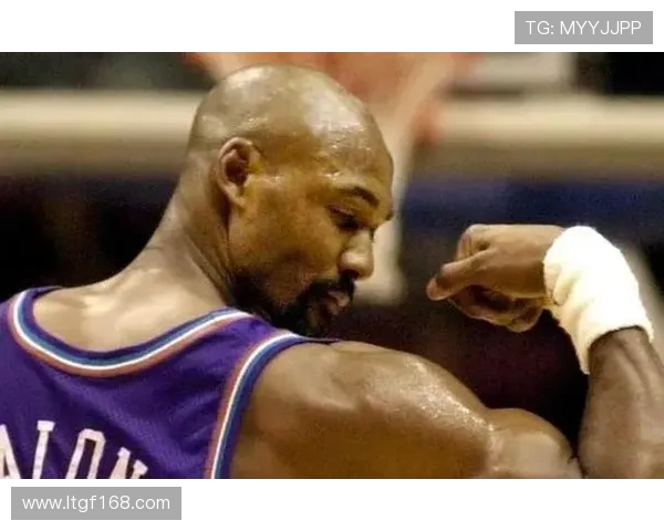 卡尔马龙的辉煌生涯与他在NBA历史中的统治力量与不朽传奇 卡尔马龙的辉煌生涯与他在NBA历史中的统治力量与不朽传奇