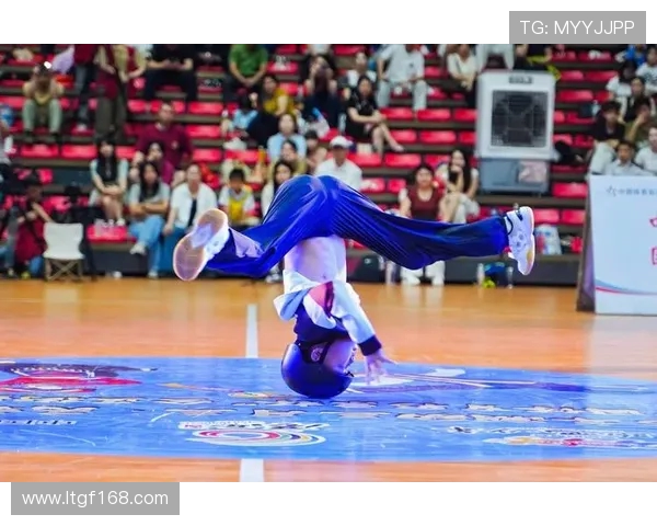 全国街舞大赛特别报道：北京飞盘队如何成功转型为街舞新秀