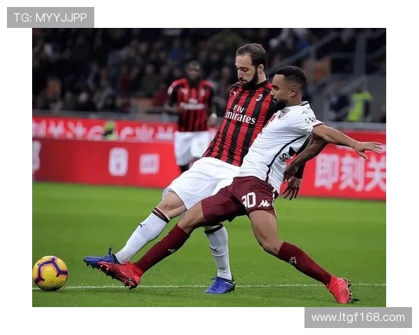 AC米兰巅峰对决再燃激情豪门碰撞演绎绿茵荣耀之战