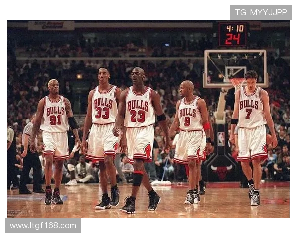 埃尔金贝勒与乔丹的传奇对决谁才是篮球历史的真正巨星